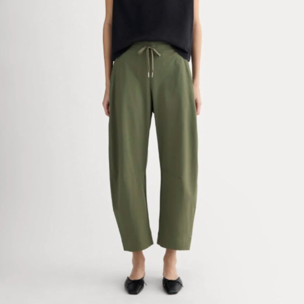 Everlane - The Anywhere Barrel Pant in Kalamata XXS
